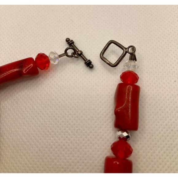 Vintage Red Coral Beaded Necklace - Picture 4 of 5